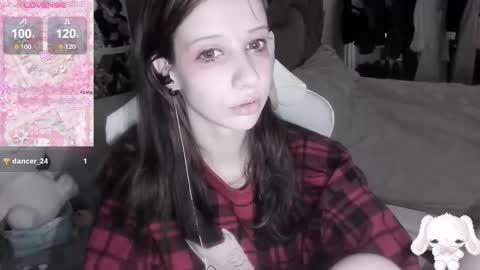  kuro  online show from March 8, 8:07 am