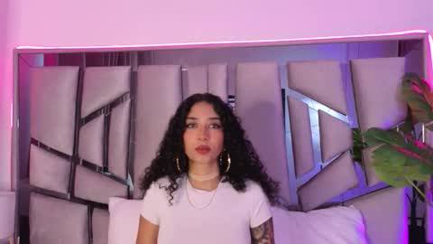 Lanna  online show from January 19, 11:17 am