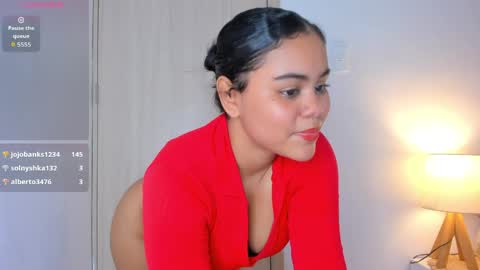 Lia 3 online show from June 7, 6:59 pm