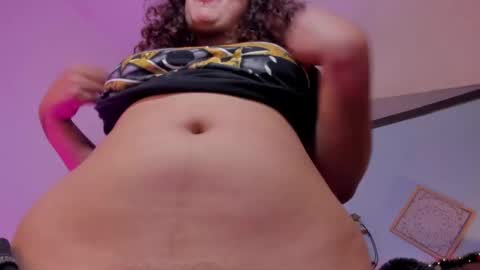 Liily online show from December 3, 8:55 pm