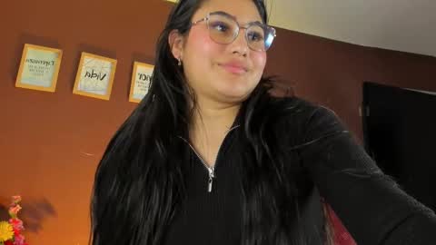 Ivy 3 online show from November 21, 8:33 pm