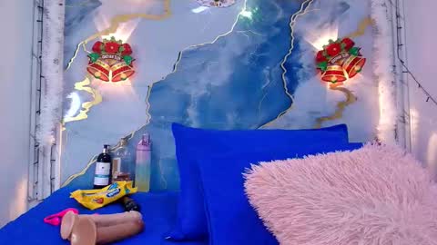 Lorrayne online show from December 22, 12:08 pm