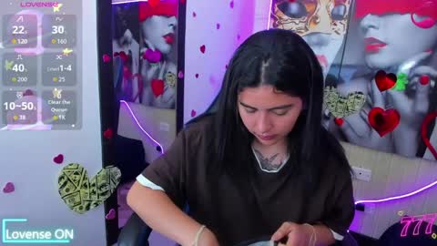 luna torres online show from June 5, 5:30 pm