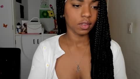 MARCELA online show from January 7, 7:20 am