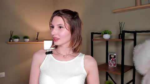 Nicole online show from July 3, 9:10 pm