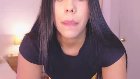 Snapshot of _megaan__ chatting on December 6, 7:44 pm Megan online show from December 6, 7:44 pm