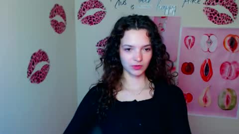 Susie online show from March 26, 7:21 am