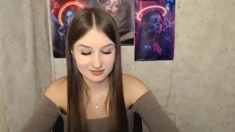 Mia online show from September 20, 2:59 pm