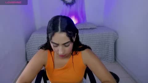 Mia online show from July 6, 8:22 pm