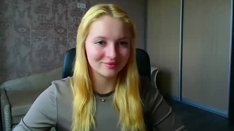 Melanie online show from June 5, 9:48 am