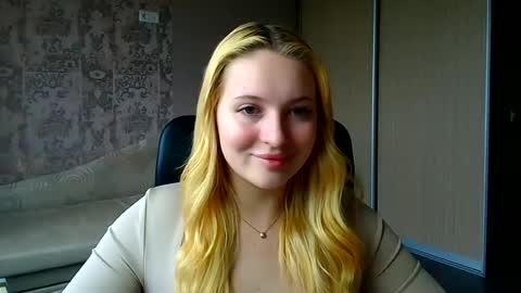 Melanie online show from July 7, 11:57 am