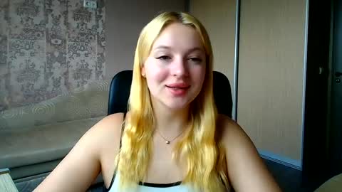 Melanie online show from June 22, 10:23 am