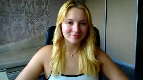 Melanie online show from July 6, 9:58 am
