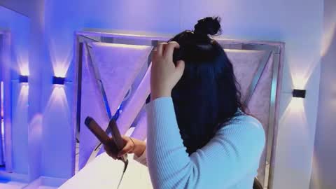 _mishell22 online show from February 24, 1:32 pm