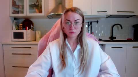 Eva online show from October 20, 1:14 pm