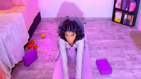 karoline uwu online show from October 23, 9:54 pm