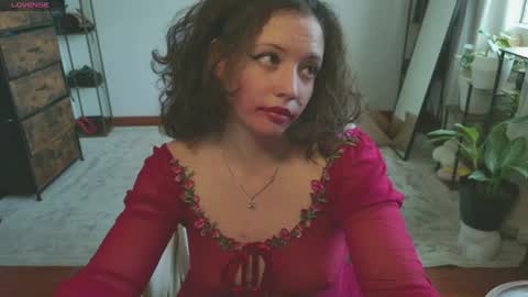 Mara Independent model online show from June 28, 8:15 pm