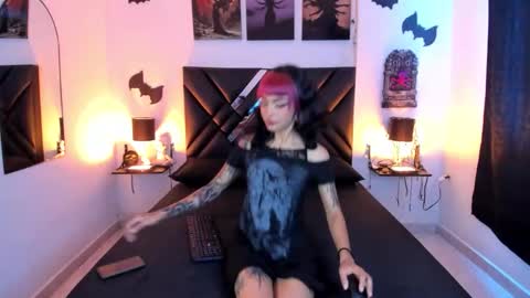 mizuki  online show from November 5, 3:50 pm