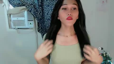 jenny claire online show from November 9, 5:03 am