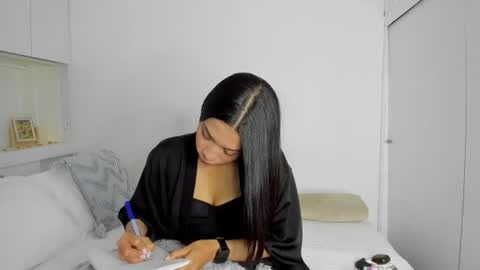 independent model natha online show from July 1, 6:24 am