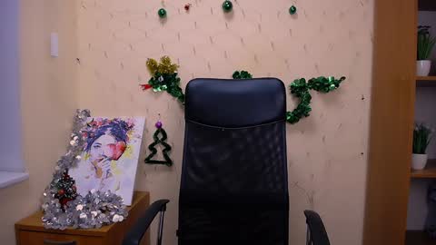 Snapshot of _nicole_new chatting on December 26, 2:48 pm Nica online show from December 26, 2:48 pm