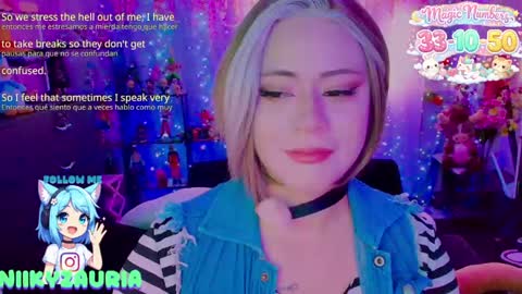 niiky online show from May 29, 5:33 pm