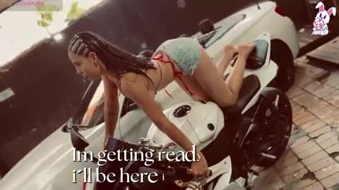 _noahjones online show from November 9, 3:30 pm