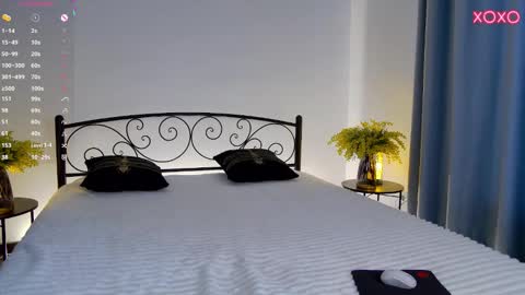 Vivian online show from October 29, 7:23 am