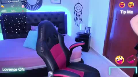 Olivia jones online show from November 5, 4:56 pm