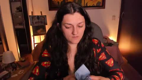 Snapshot of _peach__ chatting on February 23, 12:58 am violeta ig online show from February 23, 12:58 am