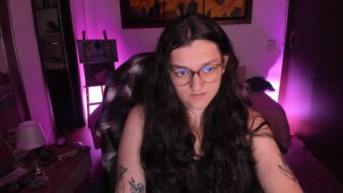 Snapshot of _peach__ chatting on February 25, 2:36 am violeta ig online show from February 25, 2:36 am