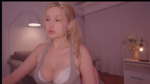Eva online show from June 1, 11:05 pm
