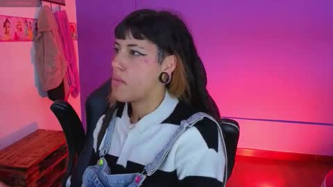 _sharlotte777 online show from November 8, 4:01 pm