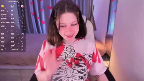 Sofi  Follow me  online show from February 14, 6:56 am