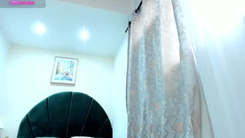    640  200   online show from December 18, 9:30 pm