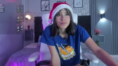 Sophie  online show from December 21, 4:03 pm