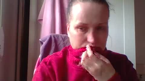 Snapshot of _squirty_pussyyy_ chatting on February 24, 10:46 am Melisa online show from February 24, 10:46 am