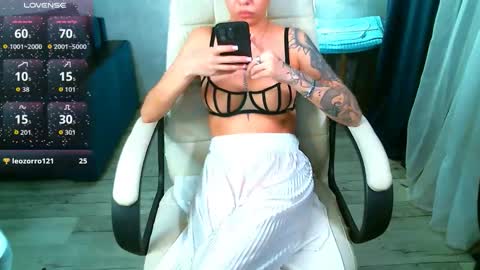 Milana   welcome to my world  online show from March 24, 6:13 pm