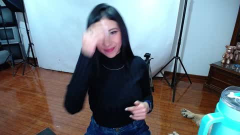 _the_dark_side_of_the_moon_ online show from January 8, 4:23 am