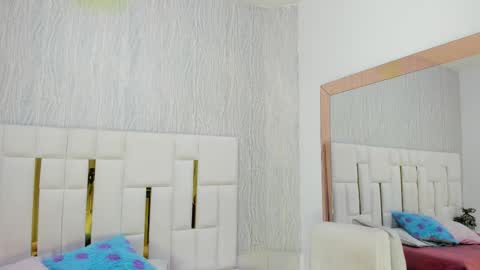 Rousse  online show from January 18, 7:10 pm