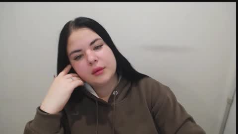 Trisha online show from November 8, 8:08 am