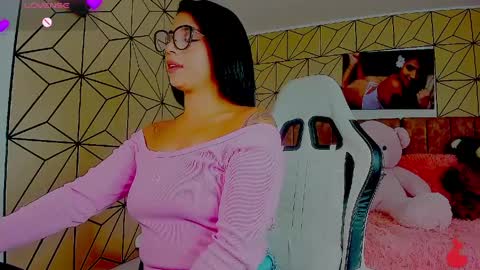 vane online show from April 8, 9:06 pm