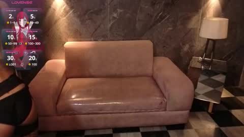  wendy  online show from December 15, 8:36 pm