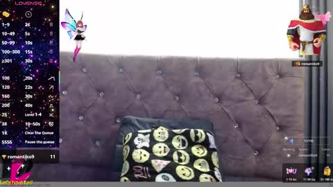 Yuyi online show from October 28, 12:44 pm