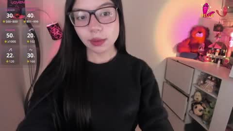 _zathara_ online show from June 29, 3:02 am