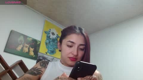 Zoe  online show from February 12, 2:46 am