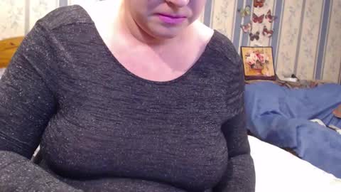 NINA online show from September 19, 5:12 pm