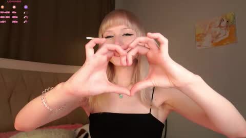 Amy online show from September 18, 3:21 pm