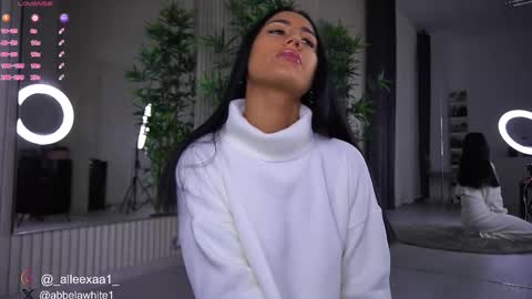 Snapshot of abbela_white chatting on February 24, 6:25 am Alexa online show from February 24, 6:25 am