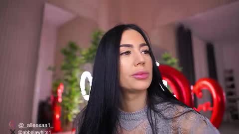 Snapshot of abbela_white chatting on February 16, 7:04 am Alexa online show from February 16, 7:04 am
